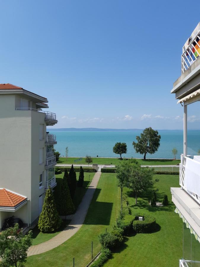 Lakeside Family Apartment Siófok Exteriör bild